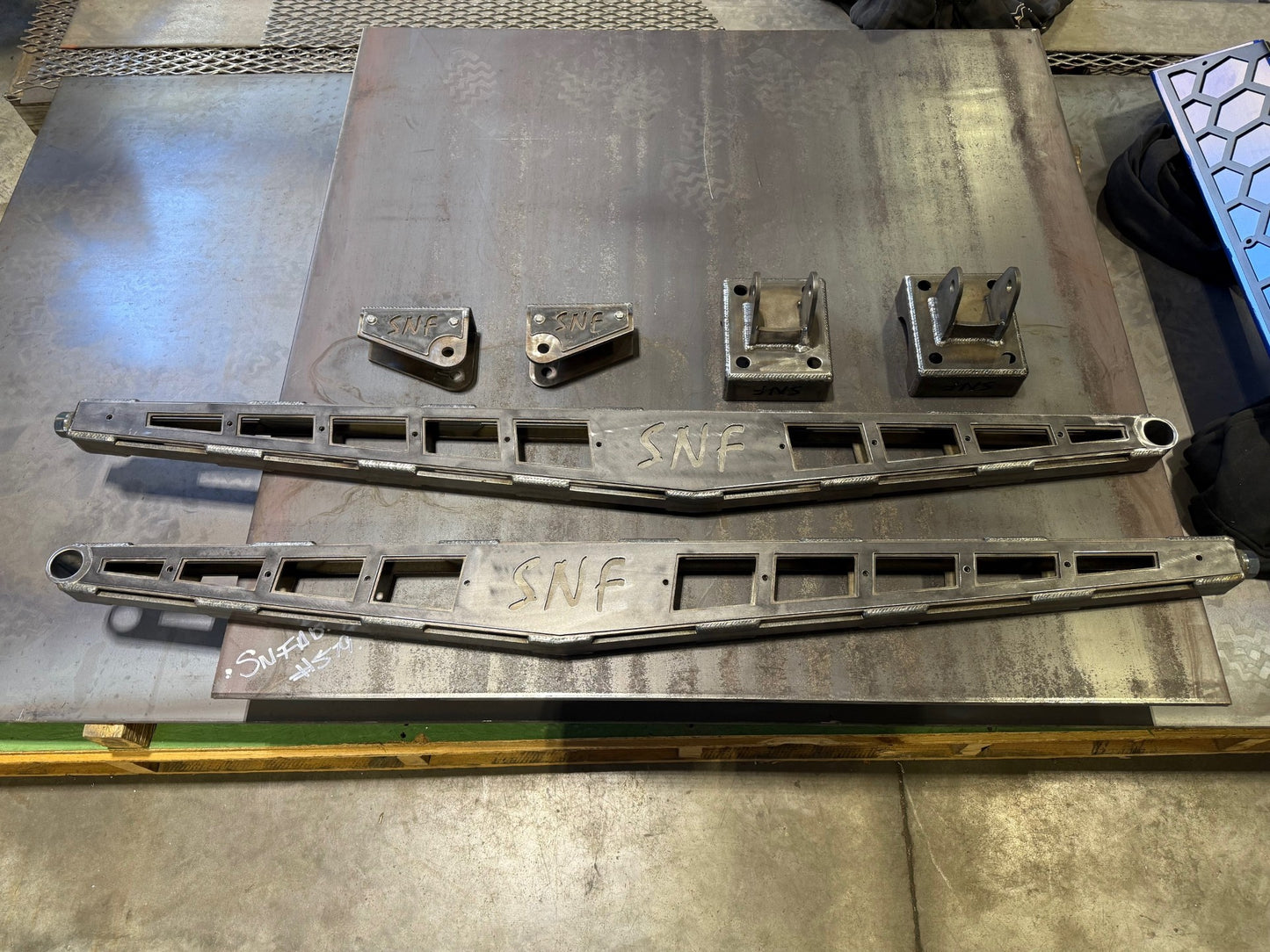 Sheet Metal Traction bars